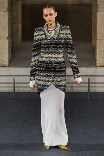 Look 21